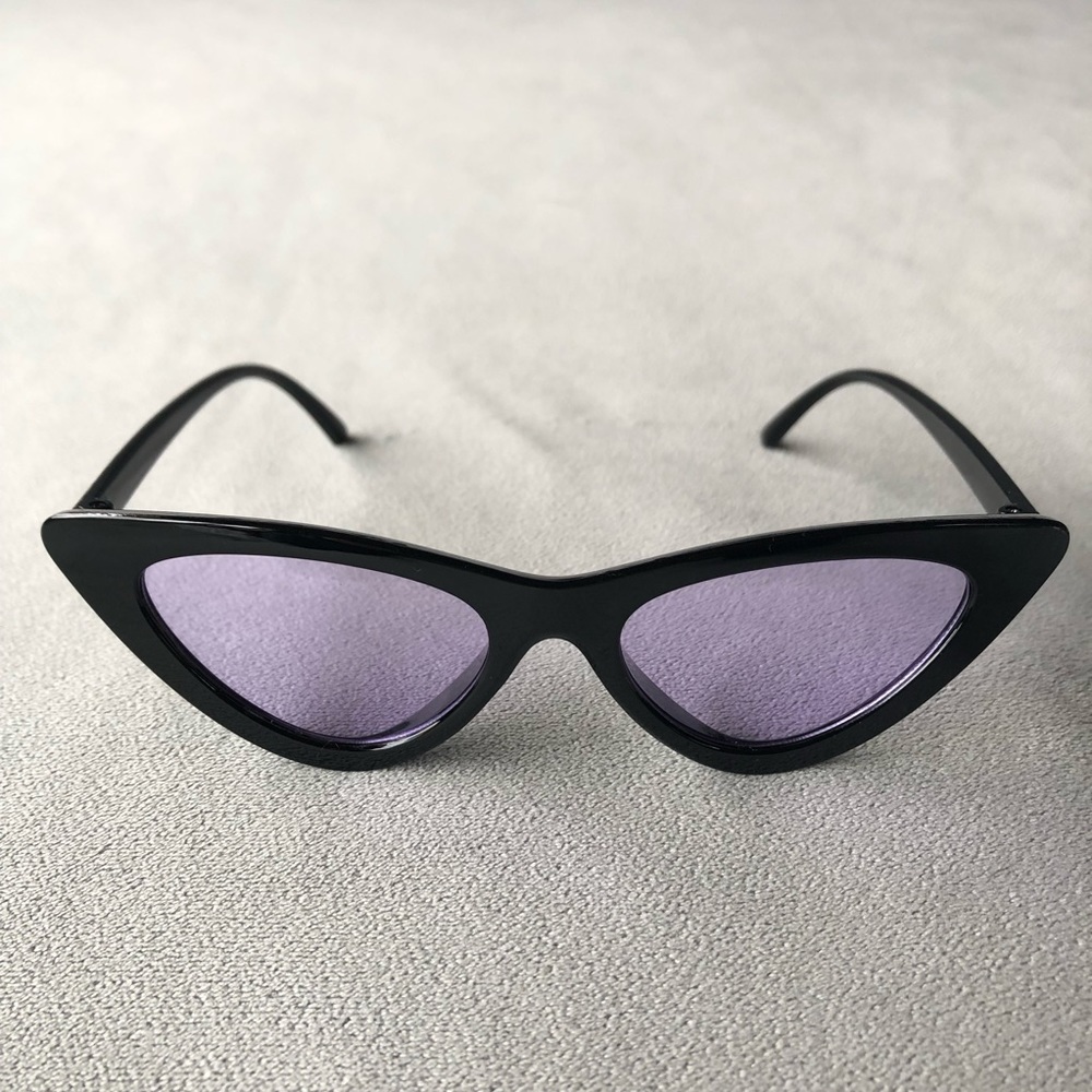 Black Cat Eye Sunglasses with Purple Lens ~ Brand New!